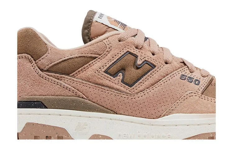 Krossovki-New-Balance-Wmns-550-Mushroom-1