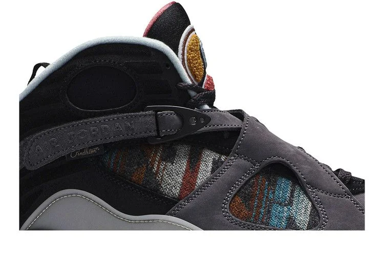 Krossovki-Air-Jordan-8-Retro-SP-N7-Pendleton-1
