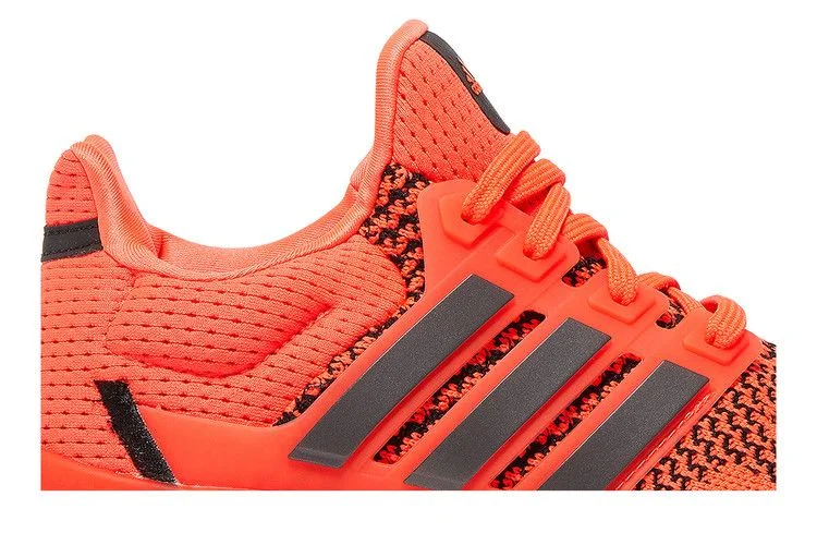 Krossovki-Adidas-UltraBoost-Web-DNA-J-Solar-Red-1