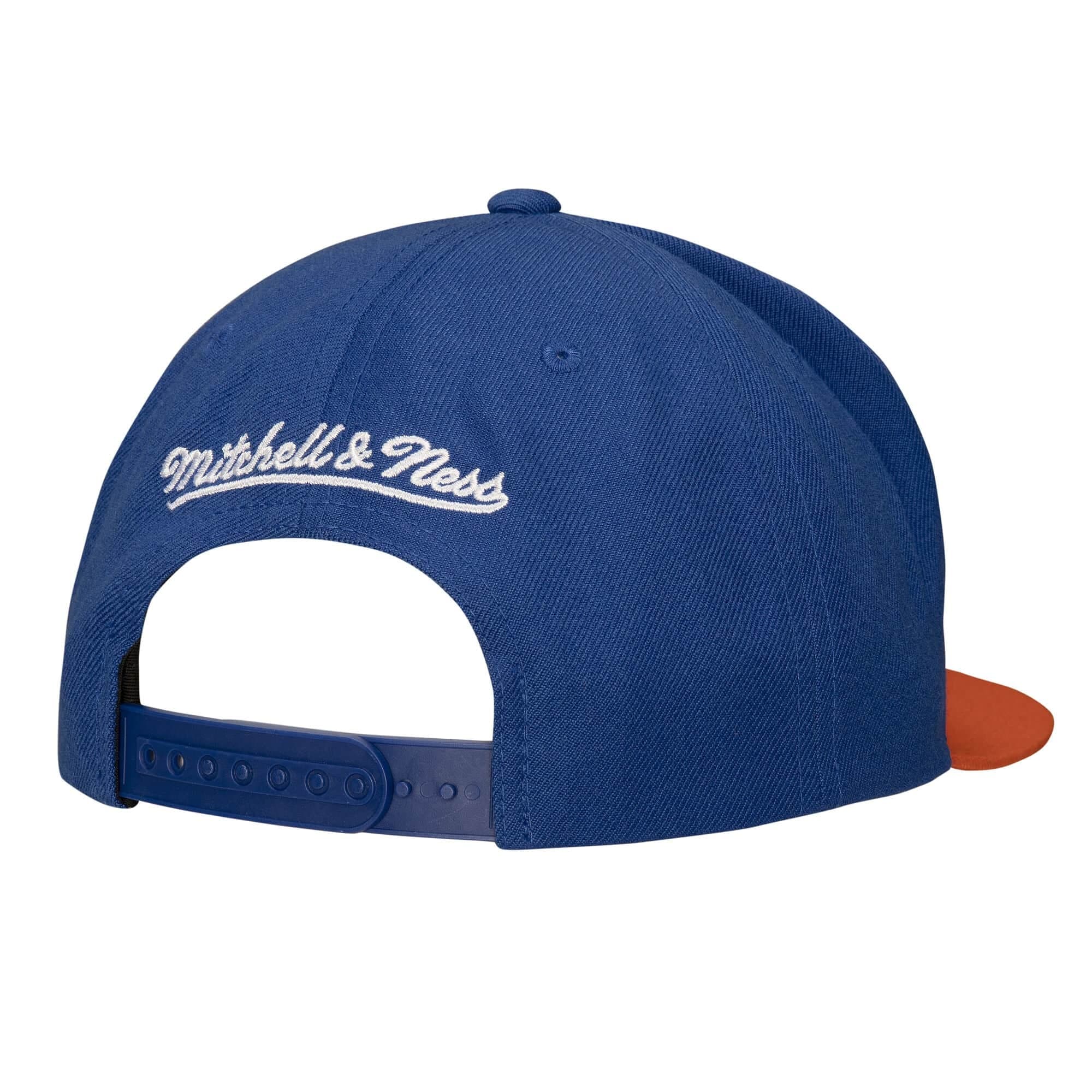 Mitchell-Ness-Number-Lock-Snapback-New-York-Knicks-Patrick-Ewing-1
