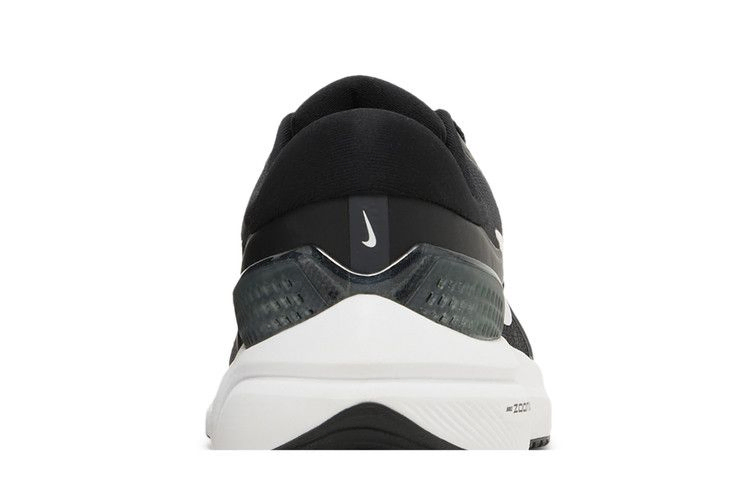 Кроссовки Nike Air Zoom Vomero 16 'Black White'