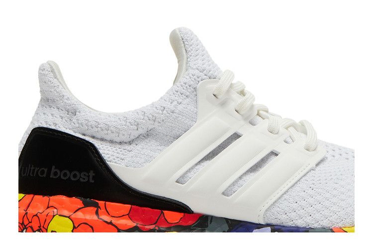wmns-ultraboost-5-0-dna-white-floral-gx3028_01