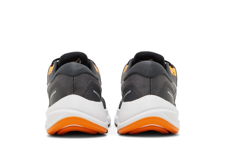 air-zoom-structure-24-black-kumquat-pure-platinum-da8535-003_05