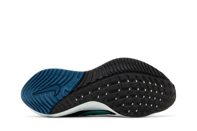 Кроссовки Nike Wmns Air Zoom Vomero 16 'Black Ghost Aqua'