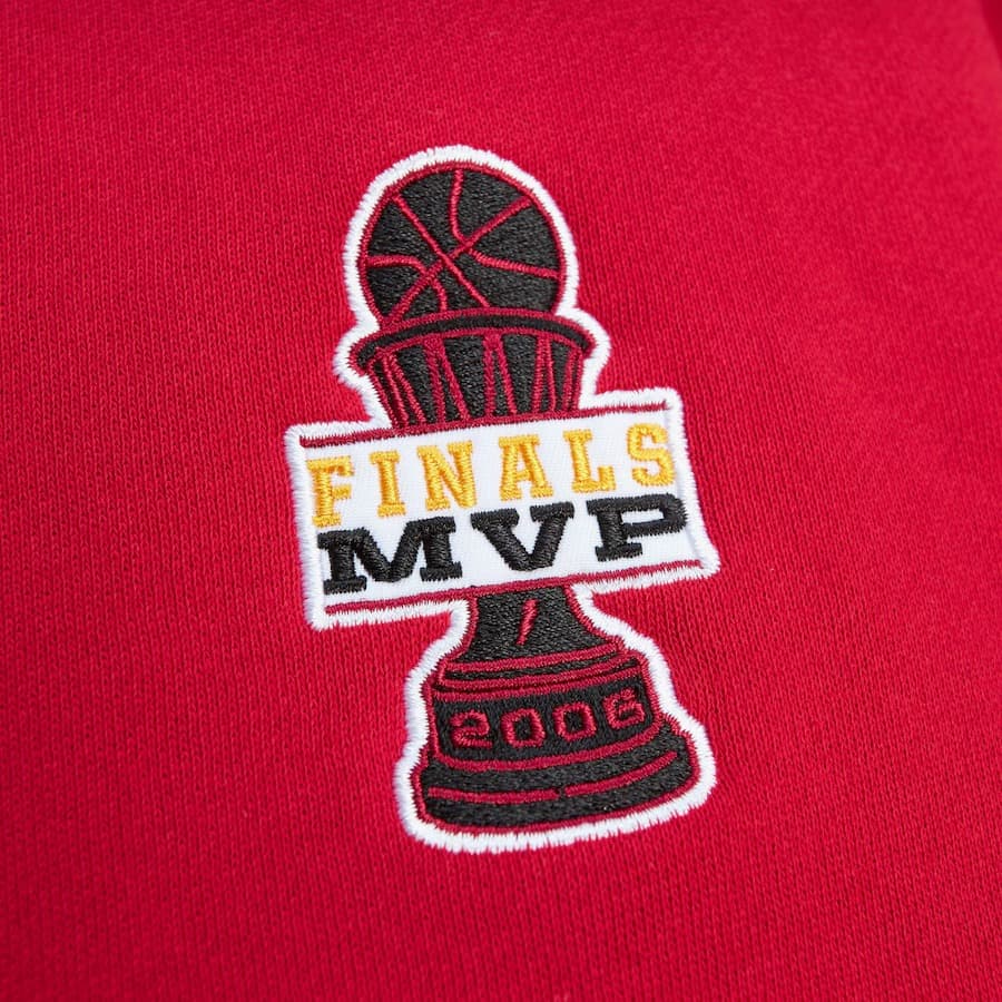 Худи Mitchell & Ness Dwyane Wade Red Miami Heat 2023 Naismith Basketball Hall Of Fame Name & Number Pullover Hoodie
