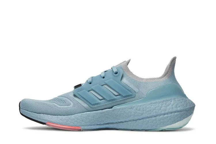Krossovki-adidas-UltraBoost-22-Magic-Grey-2