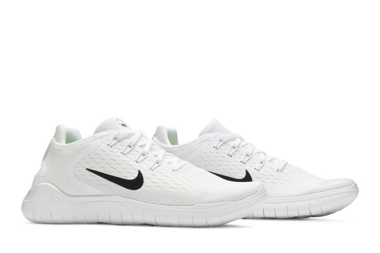free-rn-2018-white-black-942836-100_07