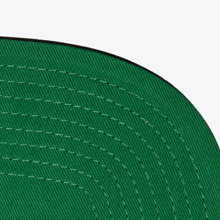 Бейсболка Mitchell & Ness Black Utah Utes GShadow Snapback V OG Snapback Cap