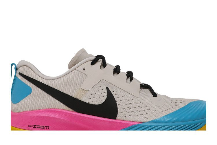 air-zoom-terra-kiger-5-light-orewood-pink-aq2219-100_01