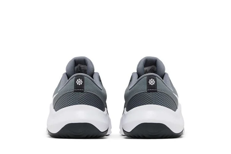 Krossovki-Nike-Legend-Essential-3-Next-Nature-Smoke-Grey-5