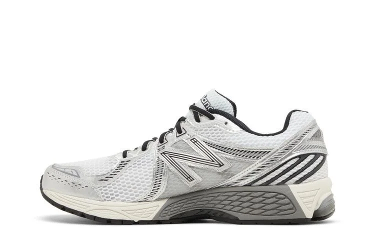 Krossovki-New-Balance-860v2-Milky-Way-Pack-Optic-White-2