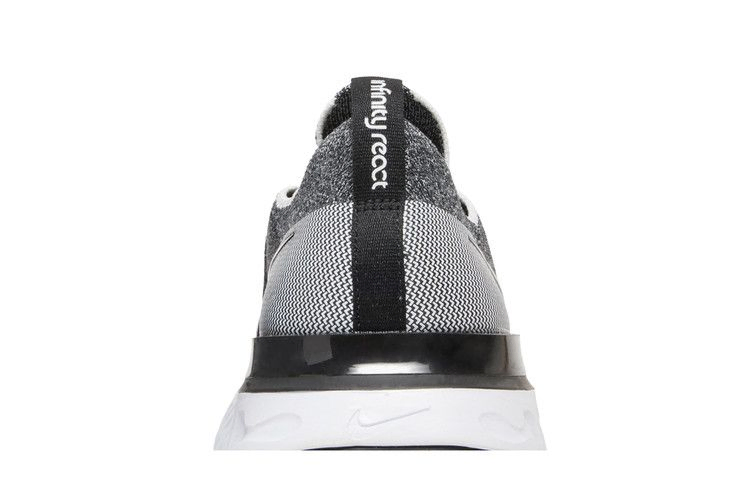 wmns-react-infinity-run-flyknit-black-white-cd4372-012_06