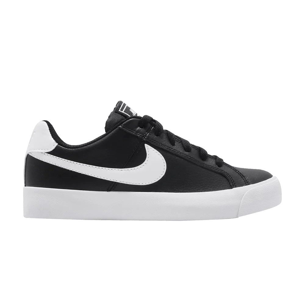 Krossovki-Nike-Wmns-Court-Royale-AC-Black-White