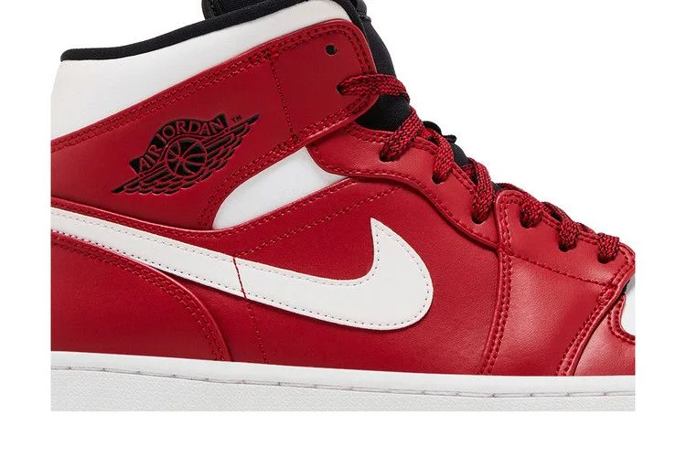 Кроссовки Air Jordan 1 Mid 'Gym Red'