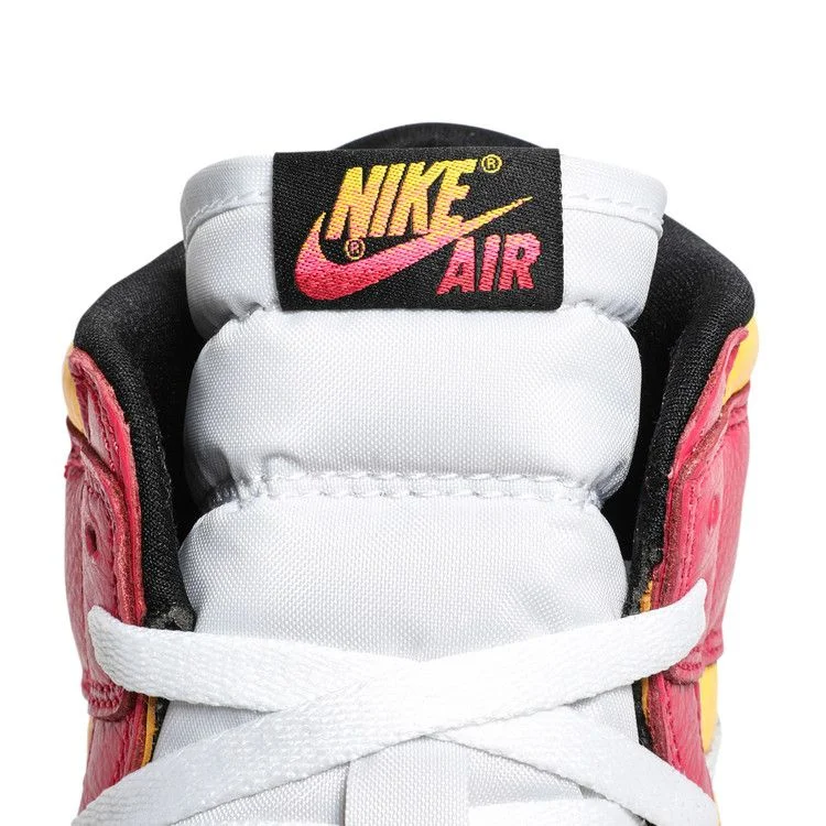 Krossovki-Air-Jordan-1-Retro-High-OG-Light-Fusion-Red-8