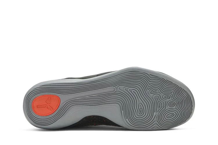 Krossovki-Nike-Kobe-9-Elite-Strategy-3