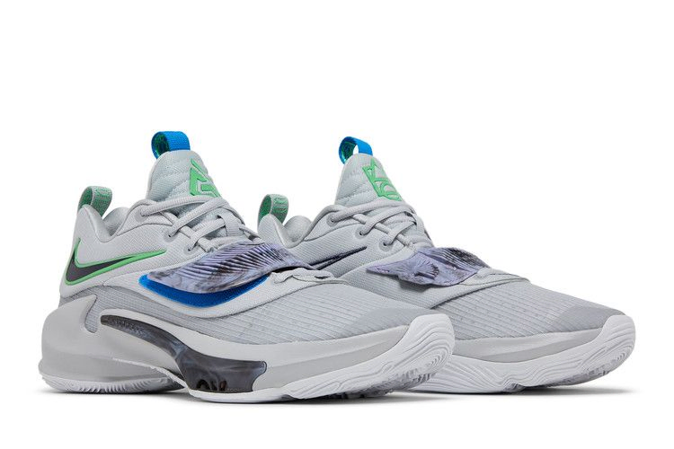 zoom-freak-3-grey-fog-da0694-004_07