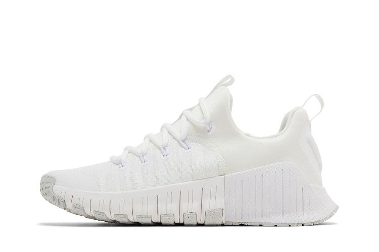 Кроссовки Nike Wmns Free Metcon 6 'Platinum Tint'