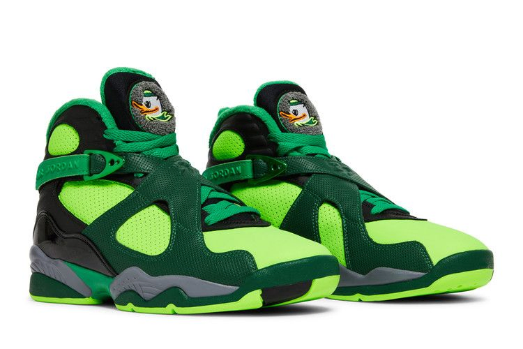 air-jordan-8-retro-university-of-oregon-green-division-street-exclusive-sp22-mnjdls-661-aj8-1300136_07