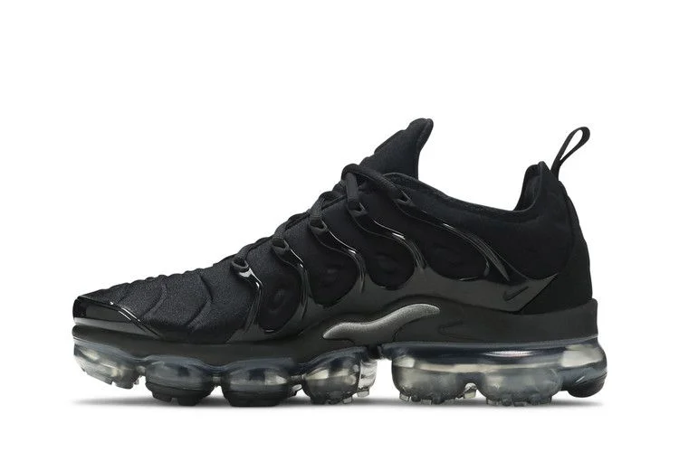 Кроссовки Nike Wmns Air VaporMax Plus SE 'Black'