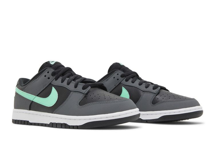 dunk-low-black-green-glow-fb2359-001_07
