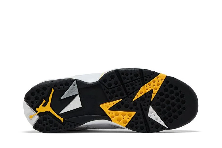 Кроссовки Wmns Air Jordan 7 Retro 'White Varsity Maize'