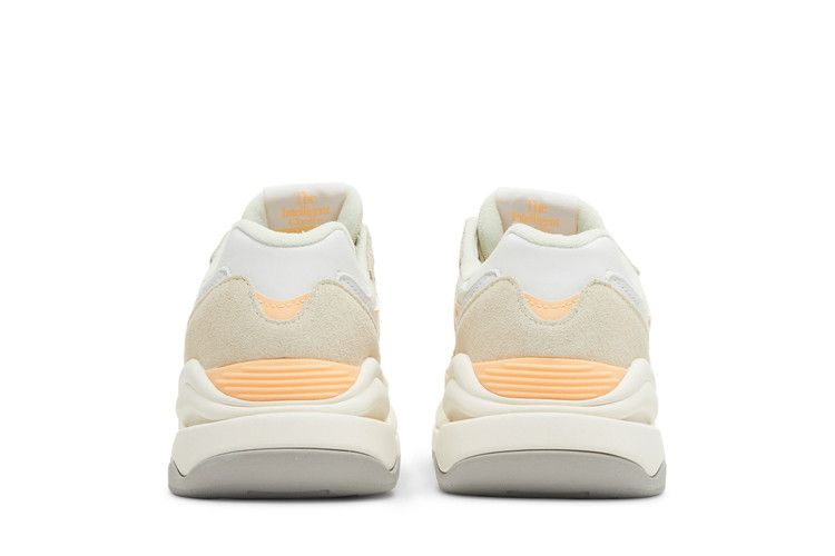 Кроссовки New Balance Wmns 57/40 'Angora Light Mango'