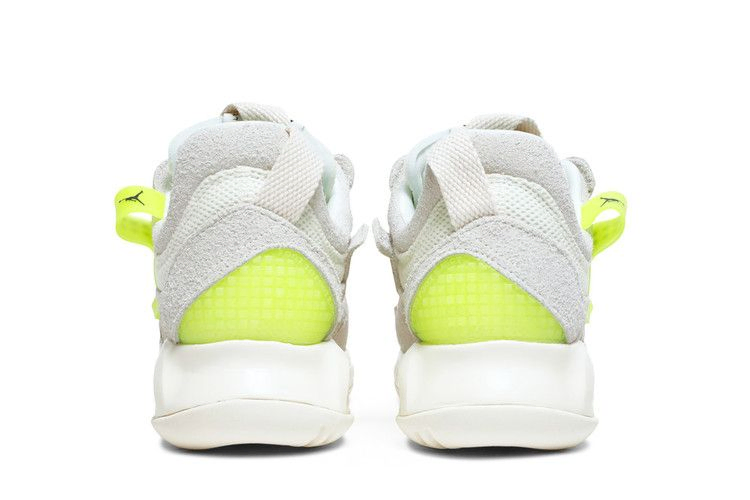 Кроссовки Air Jordan Wmns Jordan MA2 'Pale Ivory Volt'