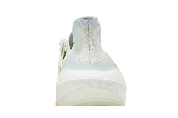 ultraboost-22-white-blue-tint-gy6227_06