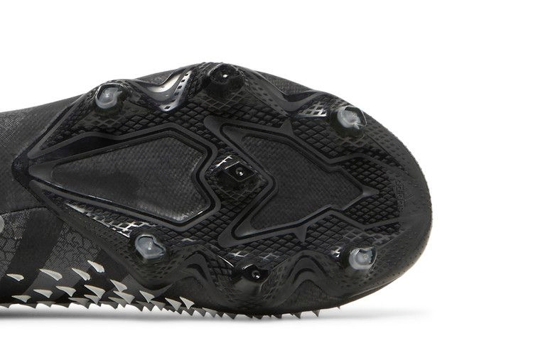 predator-freak-1-fg-black-grey-fy1028_04