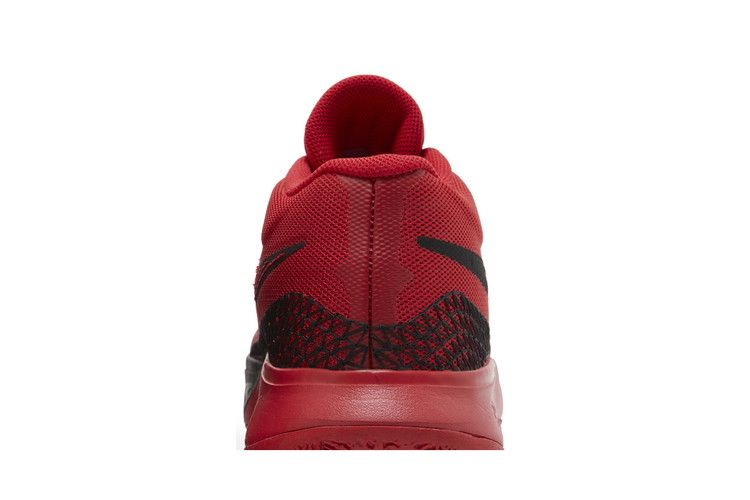 Кроссовки Nike Kyrie Flytrap 6 'University Red'