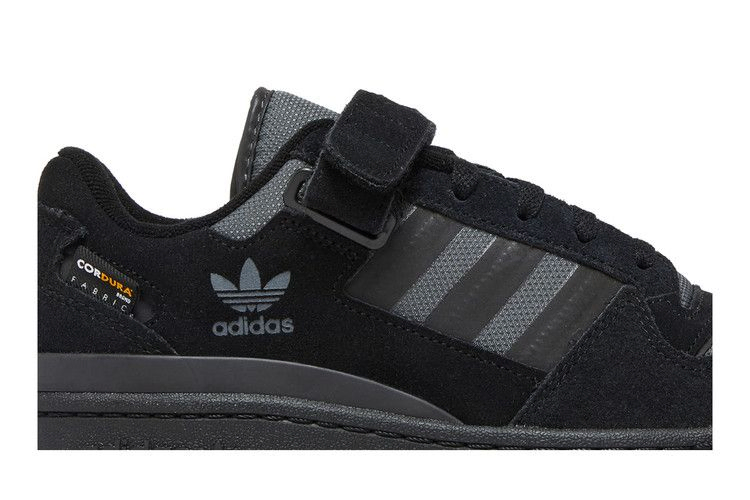 forum-low-black-grey-gy5720_01