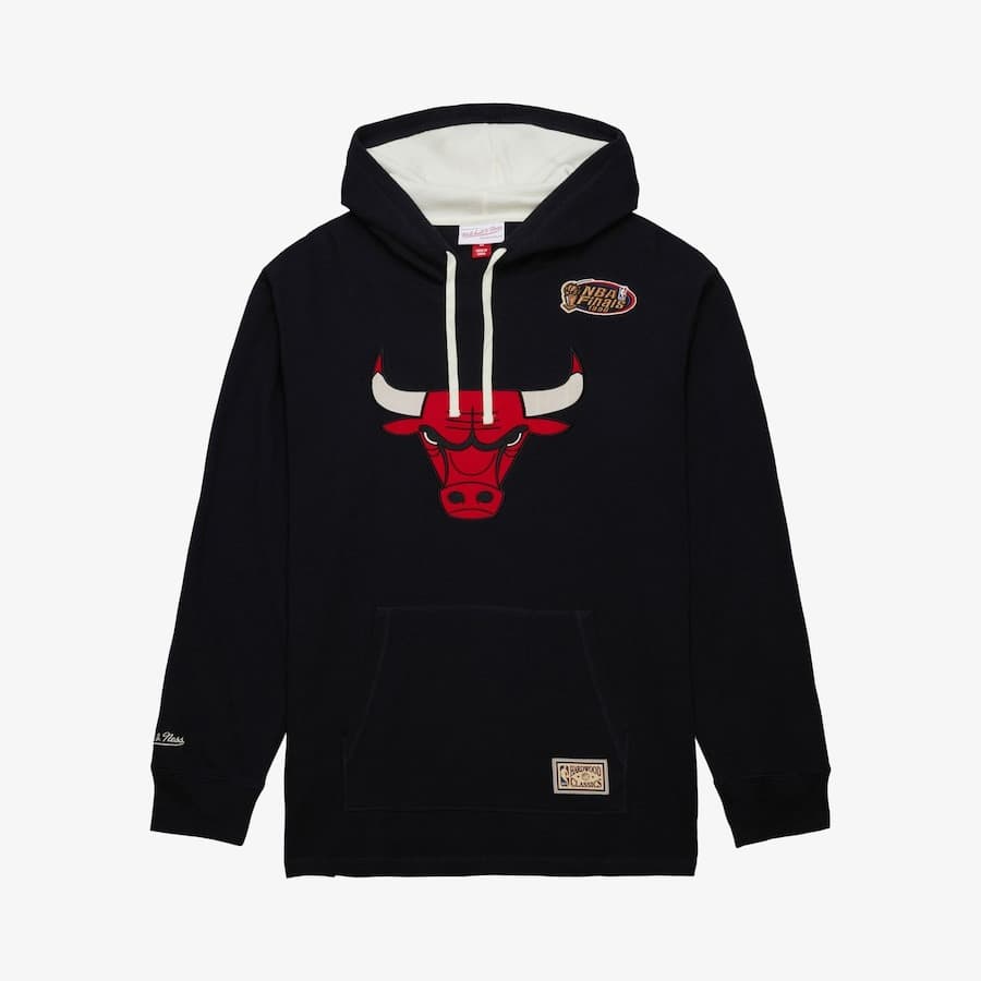 Худи Mitchell & Ness Black Chicago Bulls Vintage Logo Thermal Lightweight Pullover Hoodie