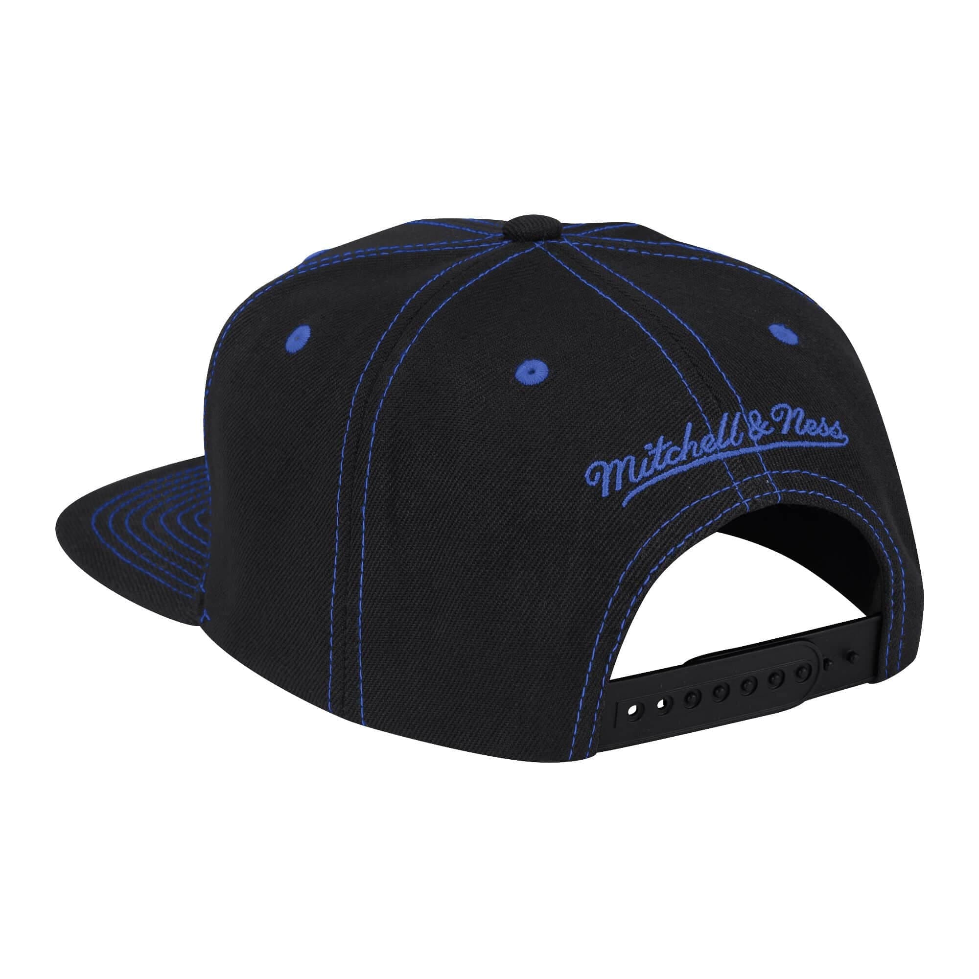 Mitchell-Ness-Contrast-Stitch-Snapback-Los-Angeles-Clippers-Hat-1