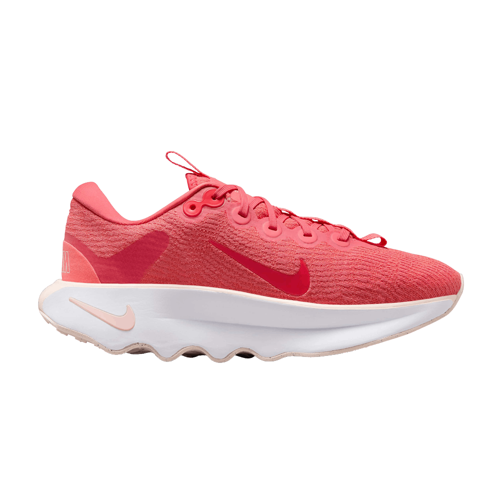 Кроссовки Nike Wmns Motiva 'Magic Ember'