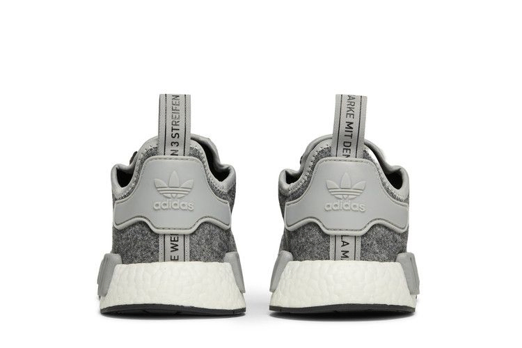 Кроссовки Adidas NMD_R1 'Charcoal Wool'