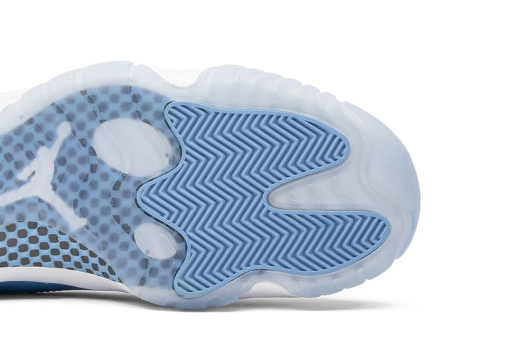 air-jordan-11-retro-low-unc-528895-106_04
