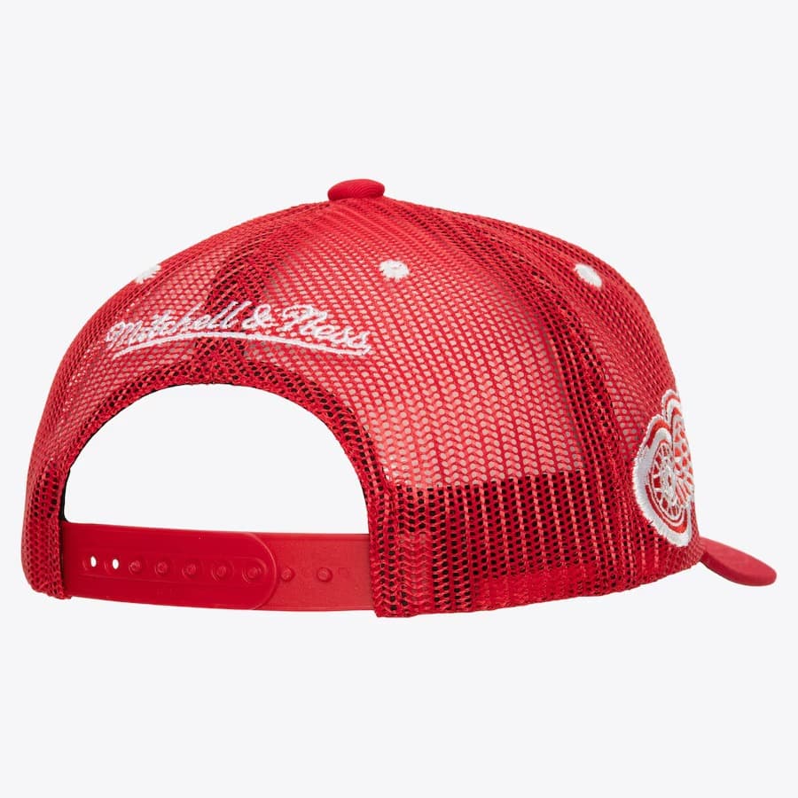 Mitchell-Ness-Red-Detroit-Red-Wings-Team-Seal-Trucker-Adjustable-Hat-1