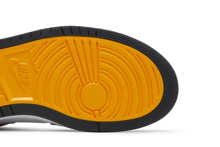 Кроссовки Air Jordan 1 High Zoom Comfort 'Multi-Color'