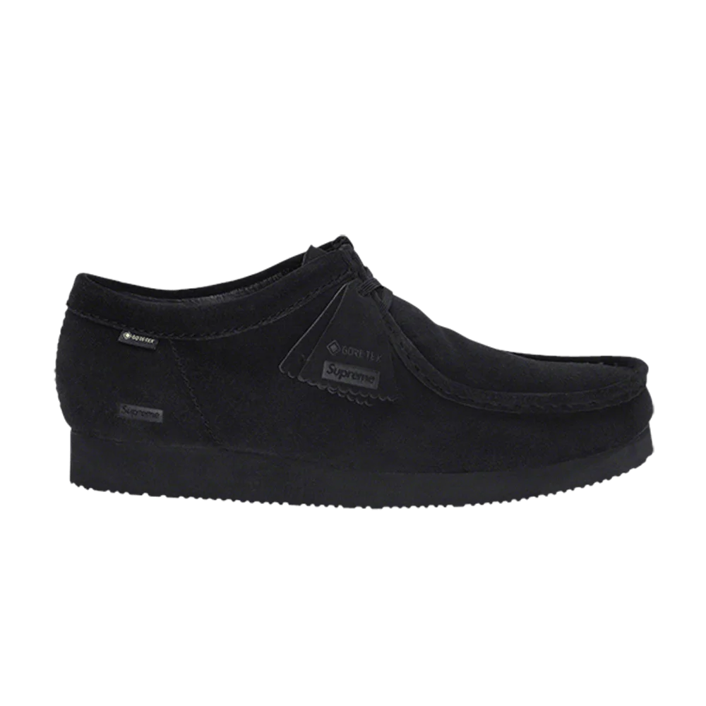 Krossovki-Supreme-x-Clarks-Wallabee-Black-Suede