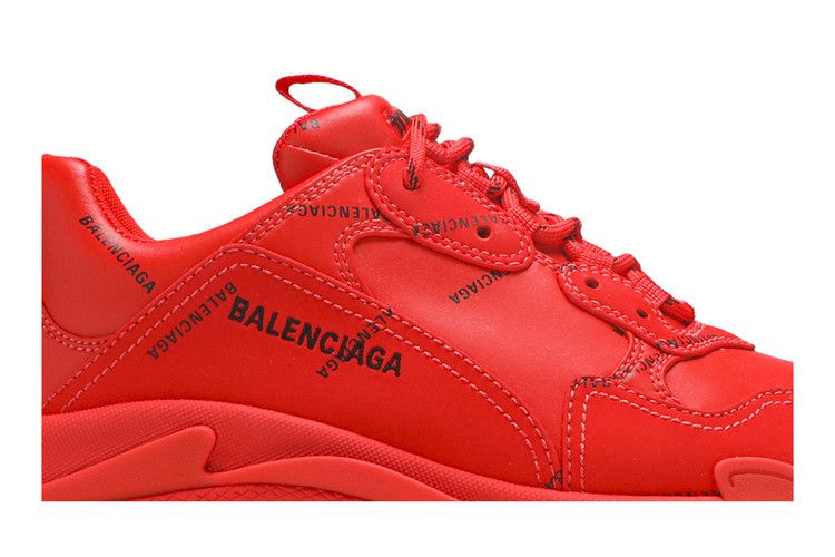 Кроссовки Balenciaga Triple S Sneaker 'Allover Logo - Red'