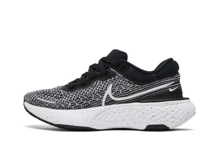 Кроссовки Nike Wmns ZoomX Invincible Run Flyknit 'White Black'