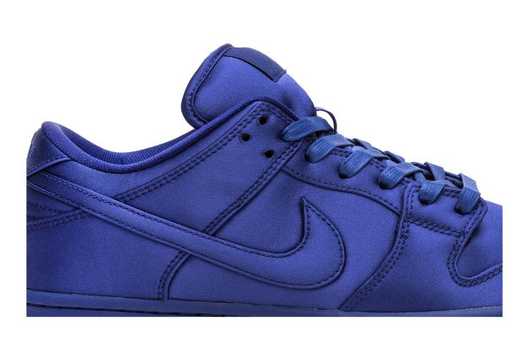 Кроссовки NBA x Nike Dunk Low SB 'Deep Royal Blue'