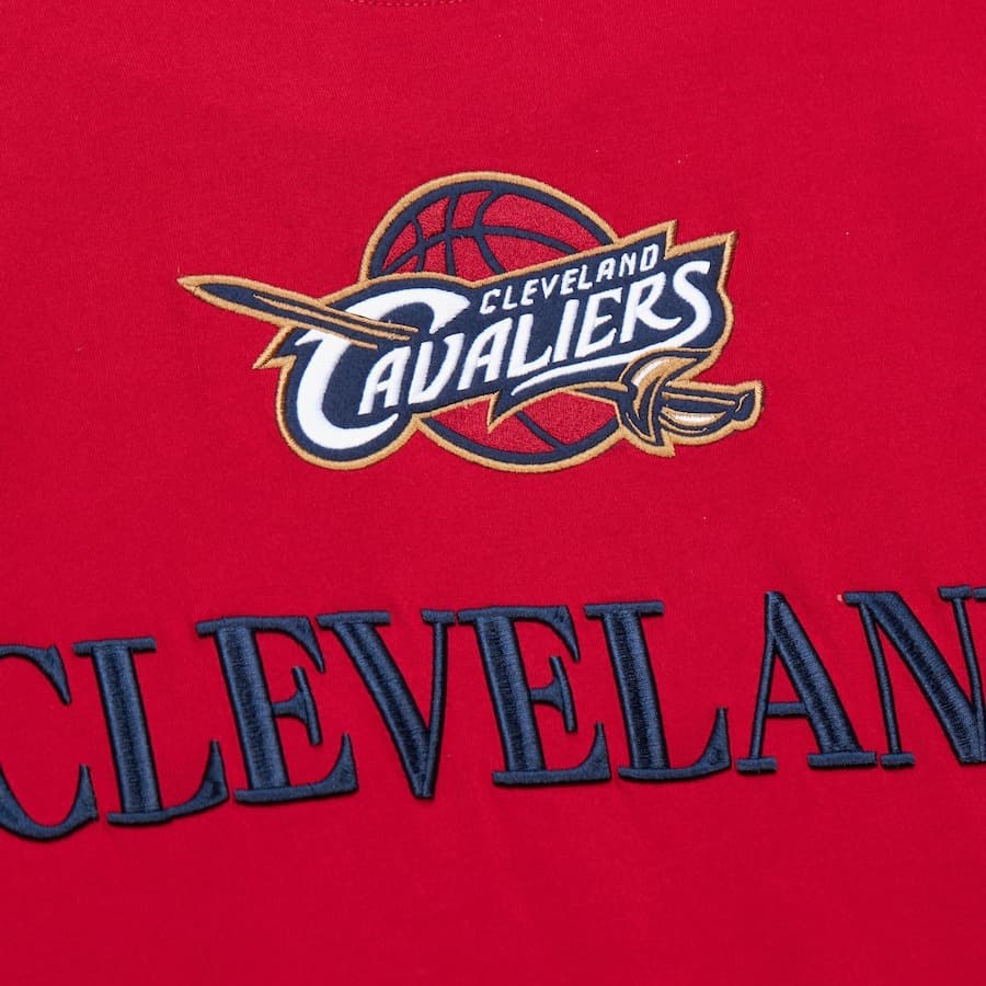 Mitchell-Ness-Wine-Cleveland-Cavaliers-Team-OG-3.0-Vintage-T-Shirt-2