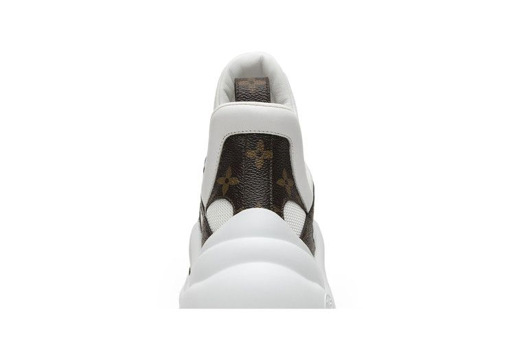 louis-vuitton-archlight-sneaker-1a43l1_06