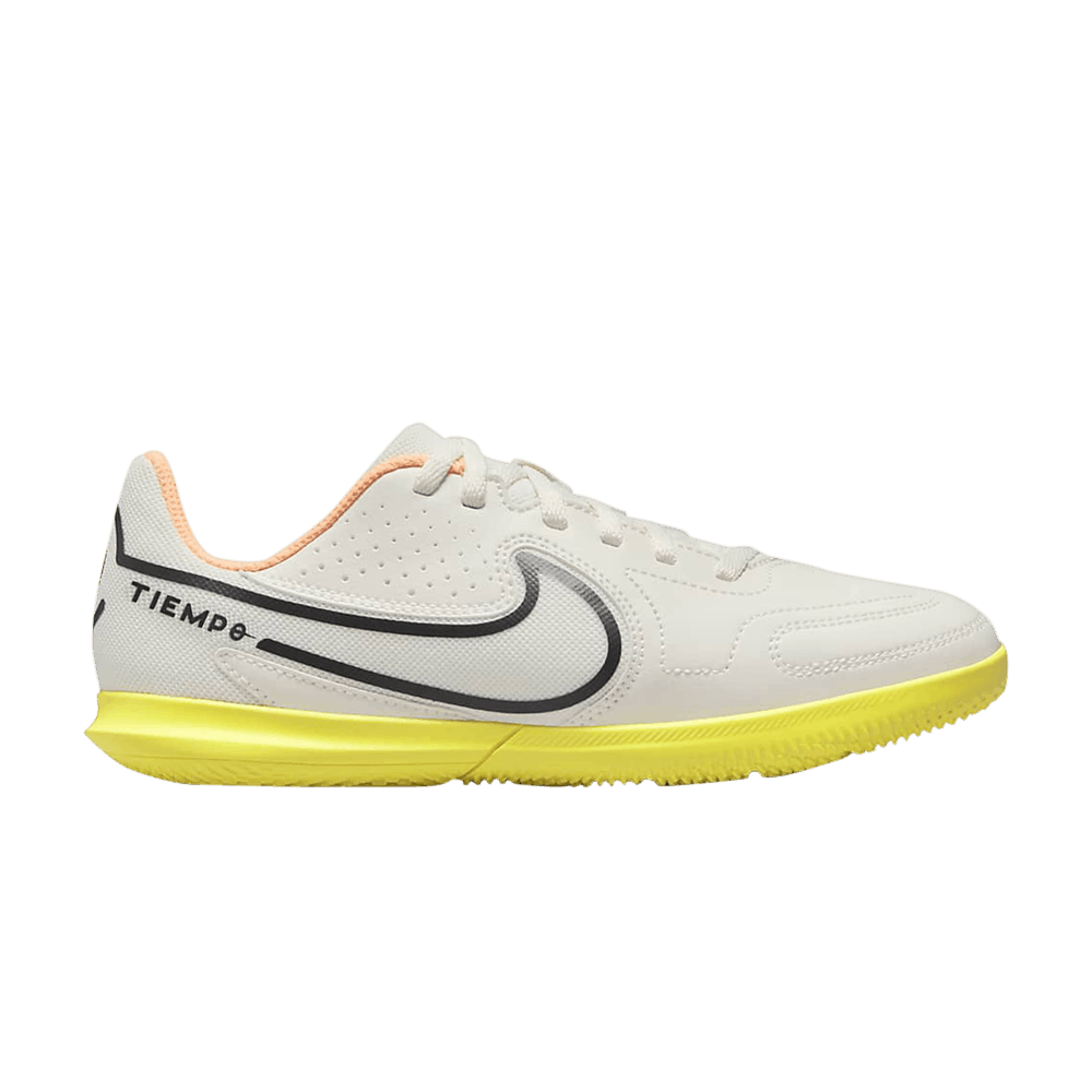 Кроссовки Nike Tiempo Legend 9 Club IC GS 'Phantom Yellow Strike'