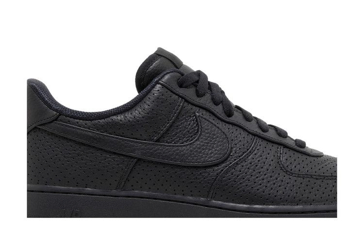 air-force-1-perforated-black-hf8189-001_01