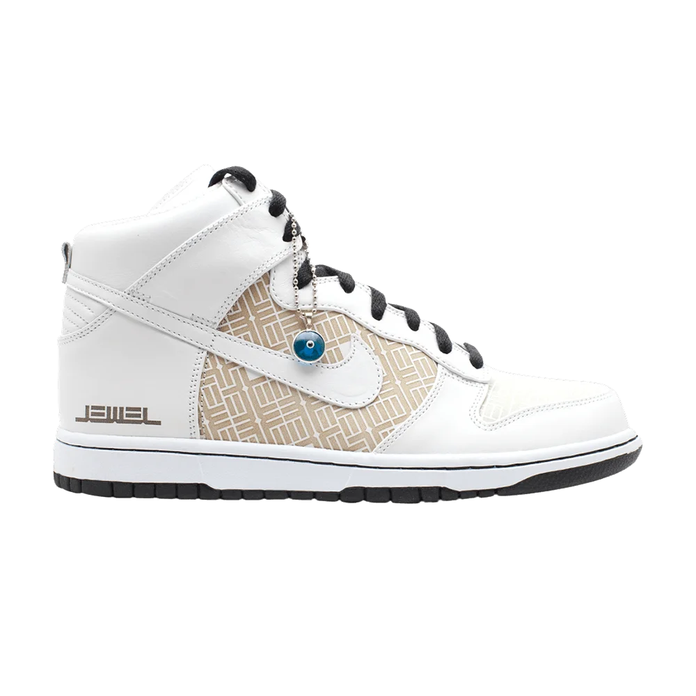 Krossovki-Nike-Dunk-Jewel-Employee-In-House