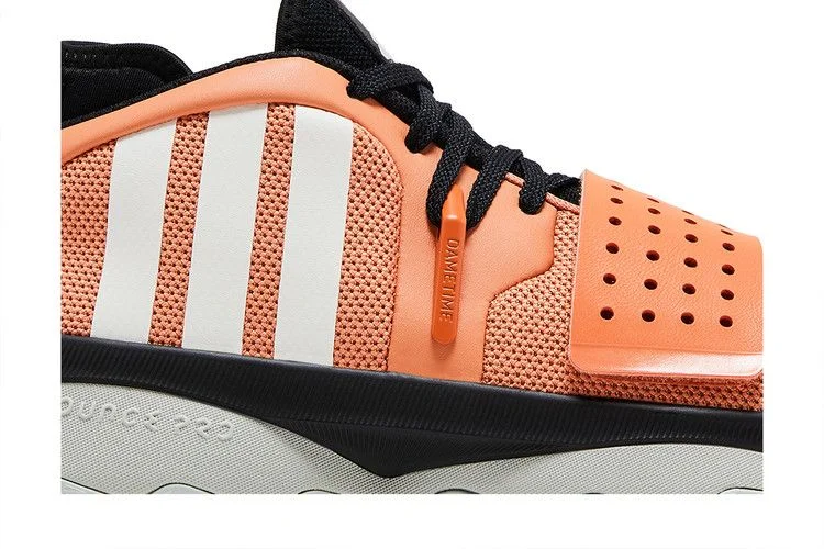 Krossovki-adidas-Dame-8-EXTPLY-Hazy-Copper-1
