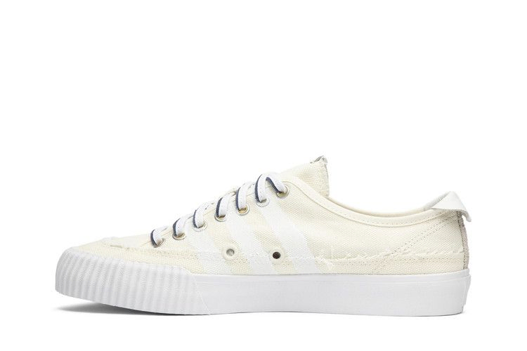 donald-glover-x-nizza-blank-canvas-eg1761_02